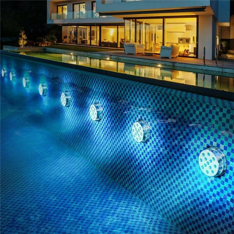 Luces LED sumergibles para piscinas