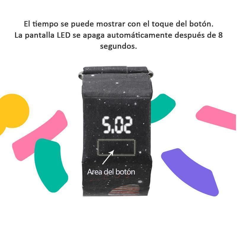 Reloj digital creativo con aparencia de pinturas