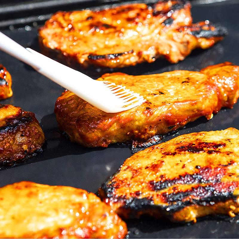 Estera de barbacoa antiadherente con caja de corte